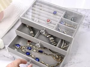 منظم اكسسوارات اكليريك 3درج