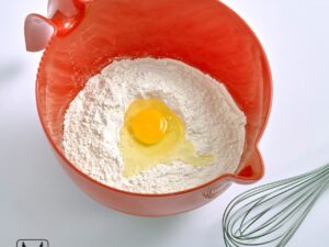 بولة خلط بيد 2.5لتر M_design
